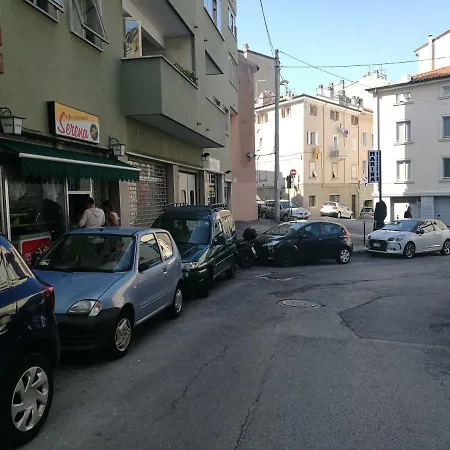 Diana's House Διαμέρισμα *